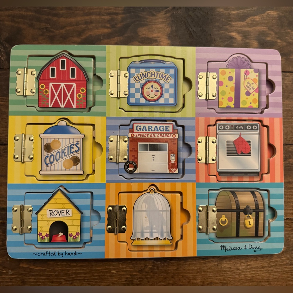 Melissa & Doug wooden and magnetic Hide and Seek Board